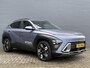 Hyundai Kona 1.6 GDI HEV 138pk DCT Premium | DEMO | Navigatie | Stoelventilatie | Stoel & Stuurverwarming | BOSE Speakers | Adaptive Cruise Control