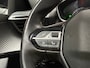 Peugeot 2008 1.2 PureTech Sport (APPLE CARPLAY, NAVIGATIE, LANE ASSIST, SPORTSTOELEN, PARKEERSENSOREN, CRUISE, NIEUWSTAAT)