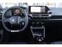 Citroën C4 C4 1.2 HYbrid 145PK MAX | HEAD UP DISPLAY | CAMERA VOOR + ACHTER | NAVIGATIE | DRAADLOZE TELEFOONLADER | FULL LED KOPLAMPEN | DRAADLOZE APPLE CARPLAY/ANDROID AUTO | 18" LICHTMETALEN VELGEN | ADAPTIVE CRUISE CONTROL | CLIMATE CONTROL | LEDEREN BEKLEDING | DAB+ RADIO | KEYLESS ENTRY/START |