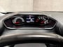 Peugeot 2008 1.2 PureTech Sport (APPLE CARPLAY, NAVIGATIE, LANE ASSIST, TREKHAAK, PARKEERSENSOREN, SPORTSTOELEN, CRUISE, NIEUWE APK, NIEUWSTAAT)