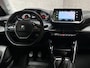 Peugeot 2008 1.2 PureTech Sport (APPLE CARPLAY, NAVIGATIE, LANE ASSIST, TREKHAAK, PARKEERSENSOREN, SPORTSTOELEN, CRUISE, NIEUWE APK, NIEUWSTAAT)