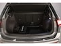 Volkswagen Tiguan R-Line Business+ 1.5 TSI 150pk DSG Automaat Trekhaak, Panoramadak, Adaptive cruise control, Black style, Achteruitrijcamera, LED matrix koplampen