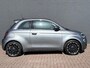 Fiat 500 42kWh 118pk Aut La Prima | SOH 92% | 1e Eigenaar | Keyless | Glazendak | Lederen Bekleding | Stoelverwarming | CarPlay | Adaptive Cruise Control |