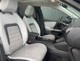 Citroën C4 1.2 Hybrid 145pk e-DCS6 Max I Alcantara Stoelen I CarPlay I Navigatie I Stoelverwarming I Stuurverwarming I 360 Camera I Elektrische Schuif/kanteldak
