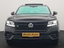Volkswagen Touareg 3.0 TSi 4MOTION R PHEV 462pk Dealer O.H. | Luchtvering | Trekhaak Af Fabriek | Panodak | Adaptive Cruise | Lederen Sportstoelen Memory & Verwarmd | Camera | 21"L.M | Stuur Verwarmd | Keyless | Apple Carplay | Blis | Plug In Hybrid |