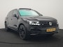 Volkswagen Touareg 3.0 TSi 4MOTION R PHEV 462pk Dealer O.H. | Luchtvering | Trekhaak Af Fabriek | Panodak | Adaptive Cruise | Lederen Sportstoelen Memory & Verwarmd | Camera | 21"L.M | Stuur Verwarmd | Keyless | Apple Carplay | Blis | Plug In Hybrid |