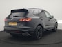 Volkswagen Touareg 3.0 TSi 4MOTION R PHEV 462pk Dealer O.H. | Luchtvering | Trekhaak Af Fabriek | Panodak | Adaptive Cruise | Lederen Sportstoelen Memory & Verwarmd | Camera | 21"L.M | Stuur Verwarmd | Keyless | Apple Carplay | Blis | Plug In Hybrid |