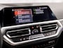 BMW 3-Serie 318i Sportline 156Pk Automaat (VIRTUAL COCKPIT, DEALER ONDERHOUDEN, GROOT NAVI, LEDER, ZWART HEMEL, SPORTSTOELEN, GETINT GLAS, SFEERVERLICHTING, PARKEERSENSOREN, NIEUWE APK, NIEUWSTAAT)