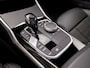 BMW 3-Serie 318i Sportline 156Pk Automaat (VIRTUAL COCKPIT, DEALER ONDERHOUDEN, GROOT NAVI, LEDER, ZWART HEMEL, SPORTSTOELEN, GETINT GLAS, SFEERVERLICHTING, PARKEERSENSOREN, NIEUWE APK, NIEUWSTAAT)