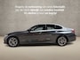 BMW 3-Serie 318i Sport Line 156Pk Automaat (VIRTUAL COCKPIT, DEALER ONDERHOUDEN, GROOT NAVI, LEDER, ZWART HEMEL, SPORTSTOELEN, GETINT GLAS, SFEERVERLICHTING, PARKEERSENSOREN, NIEUWE APK, NIEUWSTAAT)