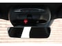 Volvo V40 T3 Polar+ Sport | Lichtmetalen Velgen 17" | Lederenbekleding | Harman/Kardon Audiosysteem | Electronic Climate Controle | Voorstoelen Verwarmend | Cruise Control | Leyless Entry+ Keyless Start | LED koplampen | Navigatiesysteem Full Map + Hard Disk | Panoramadak |