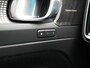 Volvo XC40 Recharge Pro 69kWh 231pk Dealer O.H. | Panodak | 360 Camera | Adaptive Cruise | Harman / Kardon | Alcantara Sportstoelen Memory & Verwarmd | Google Assistent | Stuur Verwarmd | Keyless | Blis | DAB |