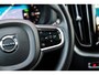 Volvo XC60 2.0 T6 Plug-in hybrid AWD Plus Dark | Trekhaak | Long range | Donker Glas | Adaptieve Cruise Control | Parkeer Camera | Panoramadak | Stoel/stuurverwarming | Elektr. verstelbare voorstoelen | Sportstoelen |