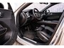 Volvo XC60 2.0 T6 Plug-in hybrid AWD Plus Dark | Trekhaak | Long range | Donker Glas | Adaptieve Cruise Control | Parkeer Camera | Panoramadak | Stoel/stuurverwarming | Elektr. verstelbare voorstoelen | Sportstoelen |
