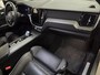 Volvo XC60 2.0 T6 Plug-in hybrid AWD Plus Dark | Long range | Donker Glas | Adaptieve Cruise Control | Parkeer Camera |  Panoramadak | Stoel/stuurverwarming | Elektr. verstelbare voorstoelen | Sportstoelen |
