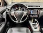 Nissan Qashqai 1.6 dCi Tekna *Panoramadak* Leder / Trekhaak / Stoelverwarming / Keyless / Cruise Control / 19"LMV / Org.NL!