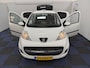 Peugeot 107 1.0-12V XS / AIRCO / MULTIEMEDIA NAVI / SUPER NETJES