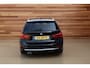 BMW 3-Serie Touring 320i Luxury Edition | SPORTLEDER | PANORAMADAK | TREKHAAK