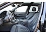 BMW 3-Serie Touring 320i Luxury Edition | SPORTLEDER | PANORAMADAK | TREKHAAK