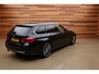 BMW 3-Serie Touring 320i Luxury Edition | SPORTLEDER | PANORAMADAK | TREKHAAK