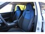 Lynk & Co 01 1.5 | 360° camera | Panorama dak | Besturdersstoel elektrisch verstelbaar met memory | Stoelverwarming | Schuif/kantel dak | Adaptive cruise | Keyless entry/start | Dodehoek detector | Elektrisch bedienbare achterklep | Draadloze telefoonlader | Apple CarPlay/Android Auto | Virtueel dashboard | Lane assist | Infinity audio |