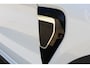 Lynk & Co 01 1.5 | 360° camera | Panorama dak | Besturdersstoel elektrisch verstelbaar met memory | Stoelverwarming | Schuif/kantel dak | Adaptive cruise | Keyless entry/start | Dodehoek detector | Elektrisch bedienbare achterklep | Draadloze telefoonlader | Apple CarPlay/Android Auto | Virtueel dashboard | Lane assist | Infinity audio |