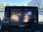 Toyota Yaris 1.5 Hybrid 115 BI-TONE KEYLESS HUD LM-VELGEN PARK-SENSOREN CAMERA BLUETOOTH DRAADLOOS-LADEN APPLE/ANDROID AD-CRUISE DAB+