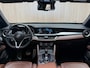 Alfa Romeo Stelvio 2.0 T AWD Super - 280PK - PANORAMADAK- SPORTSTOELEN - HARMAN KARDON