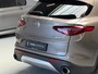 Alfa Romeo Stelvio 2.0 T AWD Super - 280PK - PANORAMADAK- SPORTSTOELEN - HARMAN KARDON