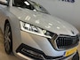 Skoda Octavia Combi 1.0 e-TSI Business Edition Plus Airco ECC | LED | Camera | Adaptive Cruise | Stoel/stuurverwarming | Apple Carplay Android Auto | Isofix | NAP |