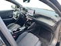 Peugeot 208 GT 1.2 Hybrid 145pk e-DCS6 | KEYLESS ENTRY | DODEHOEKBEW. | NAVI | ADAPTIVE CRUISE | 360° CAMERA | CLIMA | DAB+ | ALL-SEASONBANDEN