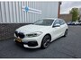 BMW 1-Serie 118i High Executive / Camera / stuur en stoel verw. / Carplay