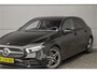 Mercedes-Benz A-klasse 180 Business Solution AMG Camera CarPlay Black Pack 18"