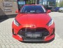 Toyota Yaris 1.5 Hybrid 115 Dynamic NIEUW DIRECT LEVERBAAR OP VOORAAD CARPLAY/ ANDROID KEYLESS ENTRY LICHTMETAAL GETINT GLAS