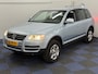 Volkswagen Touareg 3.2 V6 / WINTERSET / NETTE AUTO / NAP / RIJDT SCHAKELT GOED