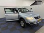 Volkswagen Touareg 3.2 V6 / WINTERSET / NETTE AUTO / NAP / RIJDT SCHAKELT GOED