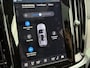 Volvo V60 T8 Plug-in hybrid AWD Ultra Dark | B&W Audio | 360 Camera | Massagestoelen | Beschikbaar per 11-06-2026 | Rijdende demo
