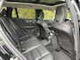 Volvo V60 T8 Plug-in hybrid AWD Ultra Dark | B&W Audio | 360 Camera | Massagestoelen | Beschikbaar per 11-06-2026 | Rijdende demo