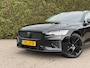 Volvo V60 T8 Plug-in hybrid AWD Ultra Dark | B&W Audio | 360 Camera | Massagestoelen | Beschikbaar per 11-06-2026 | Rijdende demo