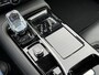 Volvo V60 T8 Plug-in hybrid AWD Ultra Dark | B&W Audio | 360 Camera | Massagestoelen | Beschikbaar per 11-06-2026 | Rijdende demo