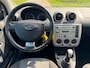 Ford Fiesta 1.4-16V Futura keurig onderhouden met airco
