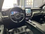 Volvo XC60 T6 Plug-in hybrid Ultra Black Edition | Luchtvering | Bowers&Wilkins | Massage+Ventilatie | Gelamineerd Glas | 22 Inch