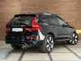 Volvo XC60 2.0 T6 Plug-in hybrid AWD Plus Dark | Pano | Winterpakket | Trekhaak elektr.| 360 camera | 20Inch | BOMVOL