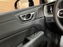 Volvo XC60 2.0 T6 Plug-in hybrid AWD Plus Dark | Pano | Winterpakket | Trekhaak elektr.| 360 camera | 20Inch | BOMVOL