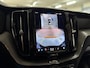 Volvo XC60 2.0 T6 Plug-in hybrid AWD Plus Dark | Pano | Winterpakket | Trekhaak elektr.| 360 camera | 20Inch | BOMVOL