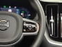 Volvo XC60 2.0 T6 Plug-in hybrid AWD Plus Dark | Pano | Winterpakket | Trekhaak elektr.| 360 camera | 20Inch | BOMVOL