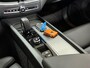 Volvo XC60 2.0 T6 Plug-in hybrid AWD Plus Dark | Pano | Winterpakket | Trekhaak elektr.| 360 camera | 20Inch | BOMVOL