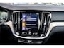 Volvo V60 2.0 T8 AWD R-Design, 390 PK, Pano, ACC, LED, Sportstoelen!