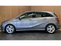 Mercedes-Benz B-klasse 180 Ambition|AUTOMAAT|AFNB.TREKHAAK|HALF LEDER|NAVIGATIE|CRUISE CONTROL|NETTE AUTO|NAP|ORG. NL-AUTO|MARGE|