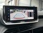 Peugeot e-2008 Allure Pack EV 3-FASEN 50kWh 136pk | SCHUIF/KANTELDAK | 360° CAMERA | STOELVERW. | ALL SEASON | CRUISE | DAB+ | NAVI |